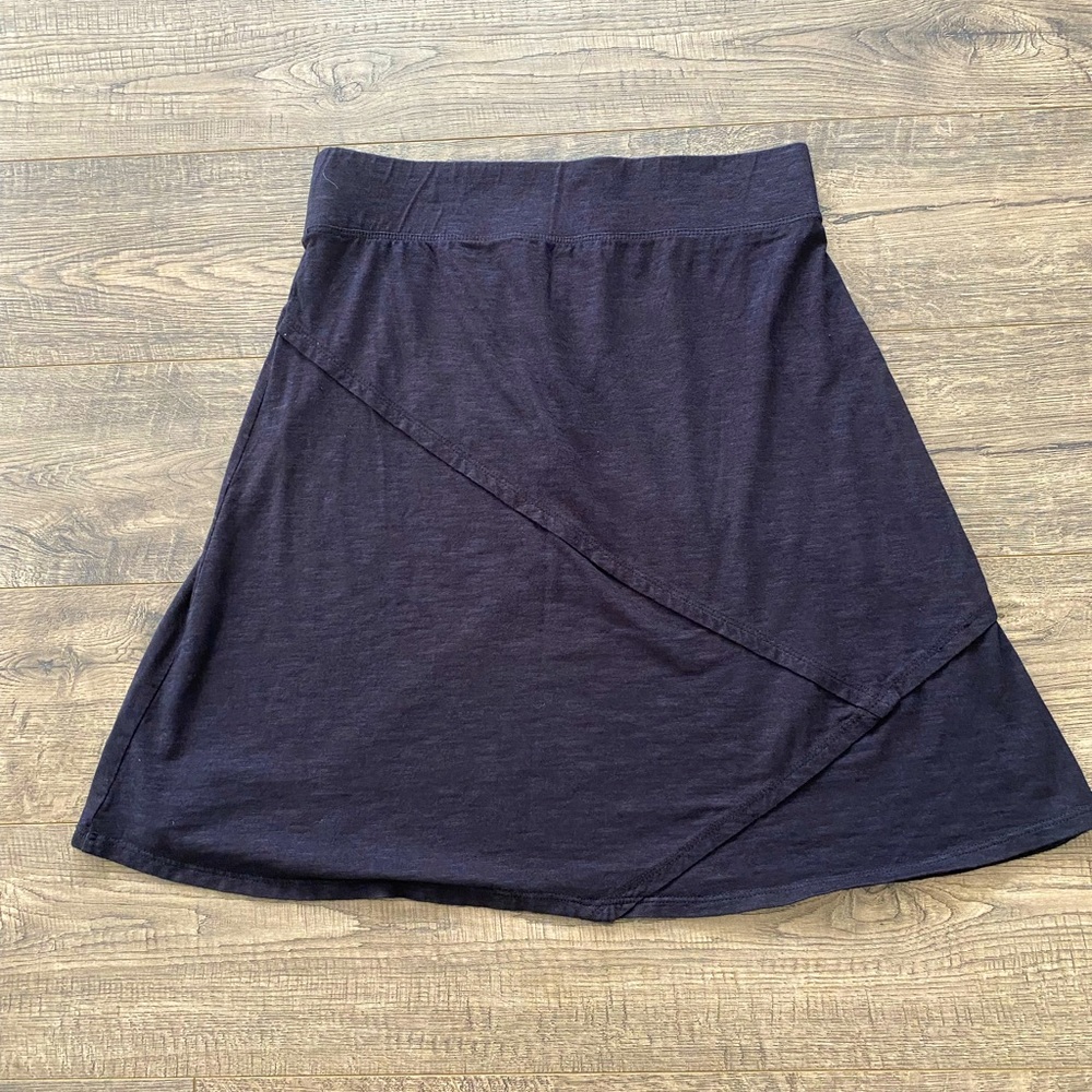 Super Soft Knit Skirt in Black